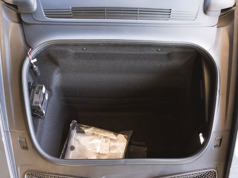 Used 2025 Porsche 911 GT3 image 37