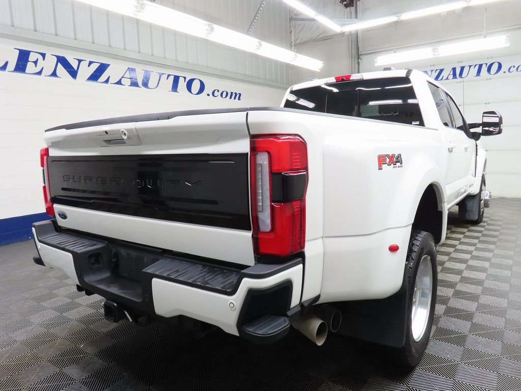 Used 2025 Ford F450 Platinum w/ FX4 Off-Road Package AWD/4WD image 4
