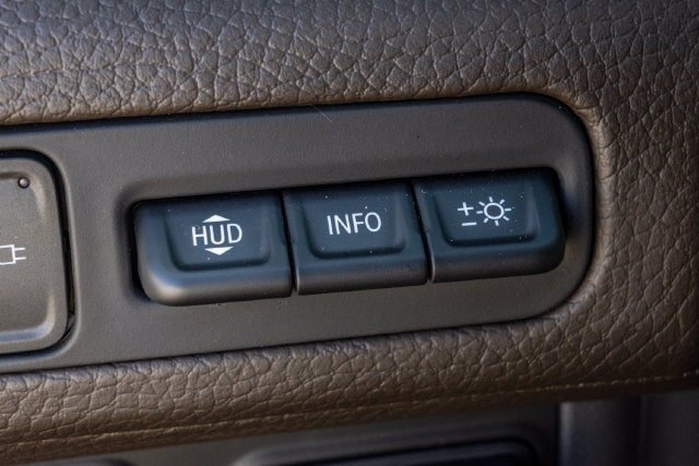 Used 2021 GMC Yukon Denali w/ Denali Ultimate Package AWD/4WD image 45