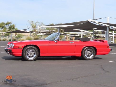 Used 1990 Jaguar XJS V12 Convertible image 10