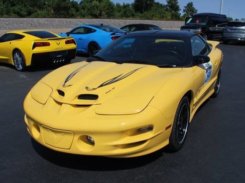 Used 2002 Pontiac Firebird Trans Am RWD image 4