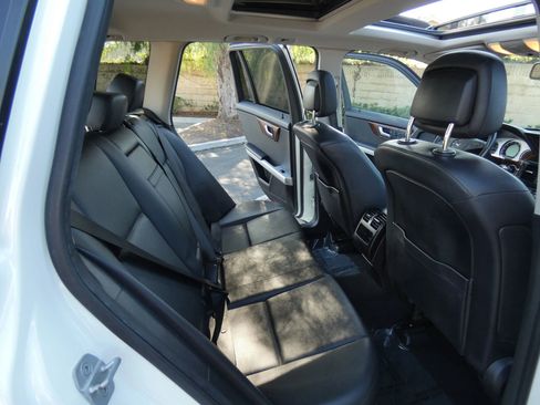 Used 2012 Mercedes-Benz GLK 350 2WD image 36