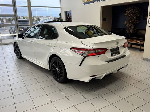 Used 2018 Toyota Camry SE w/ Moonroof Package FWD image 58
