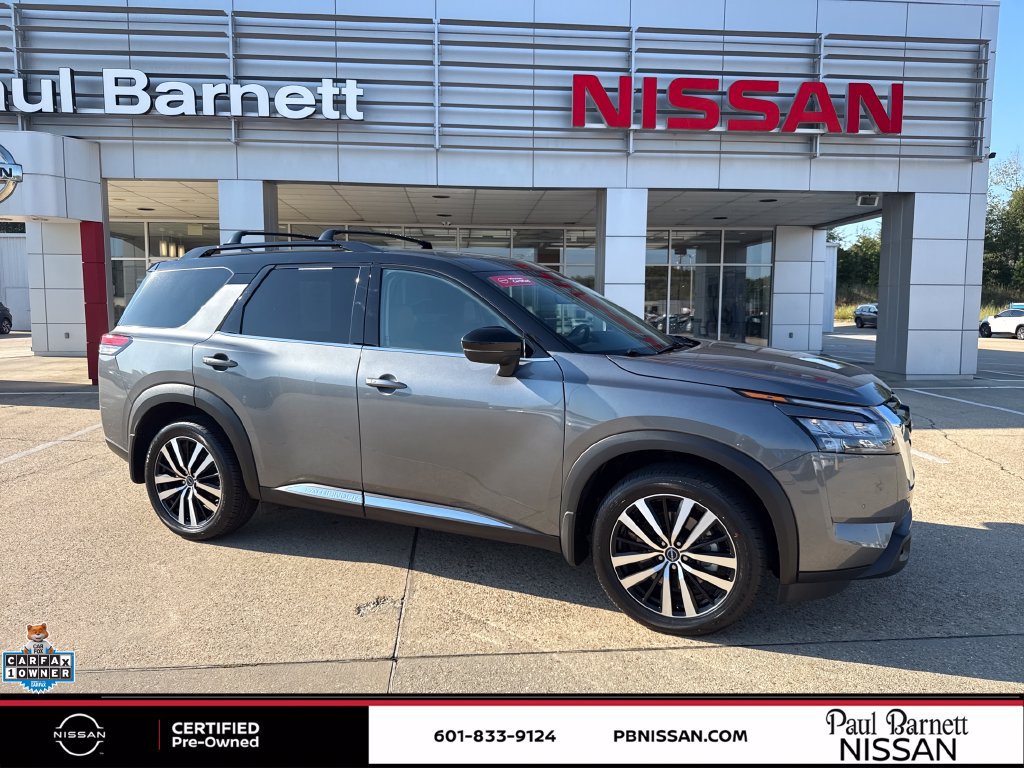 Certified 2025 Nissan Pathfinder Platinum FWD image 6