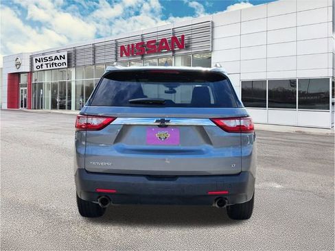 Used 2019 Chevrolet Traverse LT w/ LT Premium Package image 7