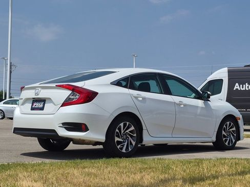 Used 2016 Honda Civic EX image 4