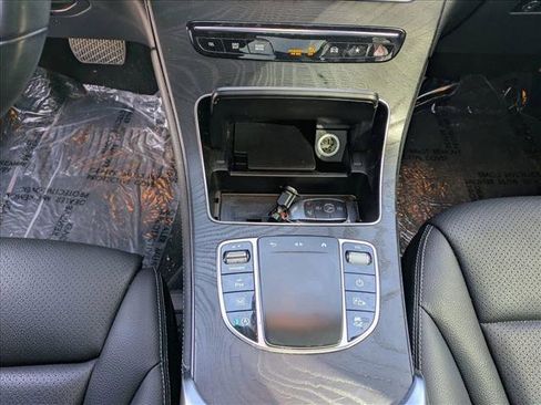 Used 2021 Mercedes-Benz GLC 300 image 18