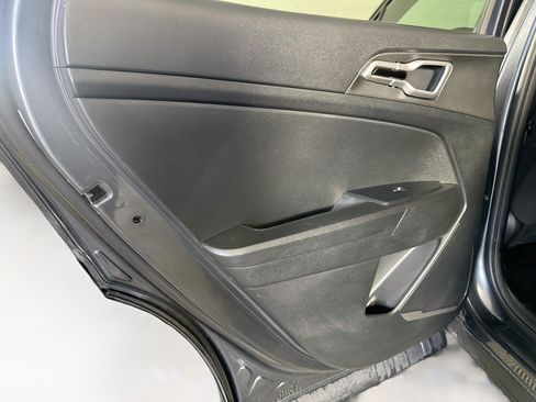 Used 2025 Kia Sportage LX FWD image 25
