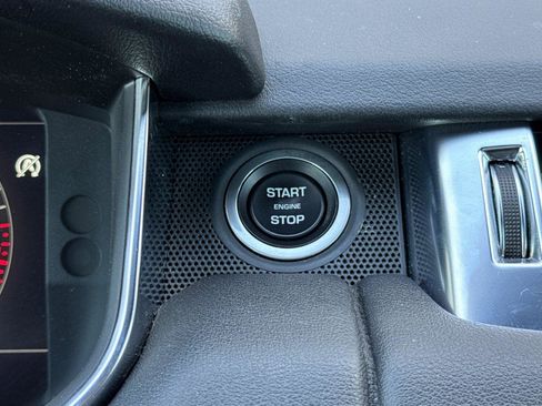 Used 2020 Land Rover Range Rover Sport HSE image 22