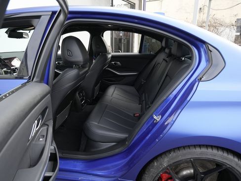 Used 2022 BMW 330i xDrive Sedan w/ M Sport Package image 60