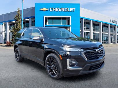 Used 2022 Chevrolet Traverse LT w/ LPO, Blackout Package