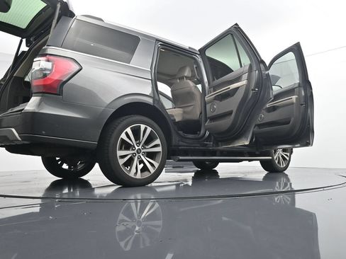 Used 2021 Ford Expedition Limited AWD/4WD image 29