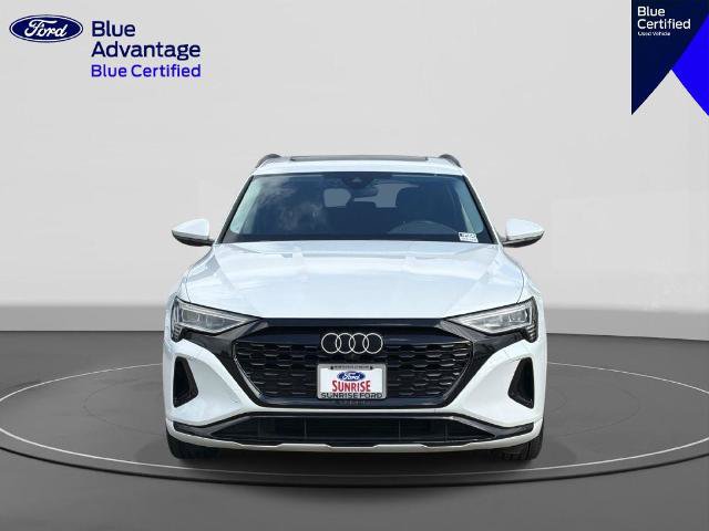 Used 2024 Audi Q8 e-tron Premium AWD/4WD image 3