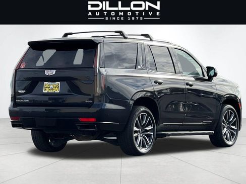 Used 2023 Cadillac Escalade Sport AWD/4WD image 4