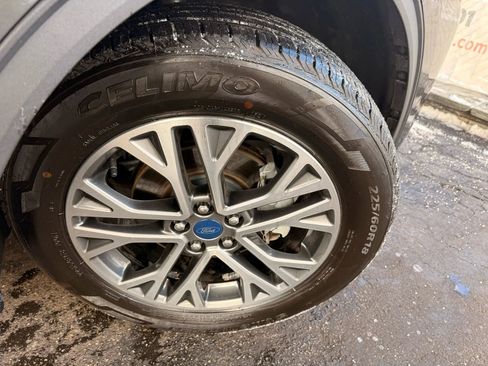 Used 2020 Ford Escape SEL image 49