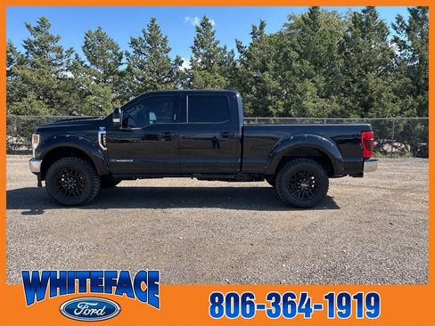 Used 2020 Ford F250 Lariat w/ Lariat Value Package image 3