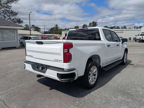 Used 2024 Chevrolet Silverado 1500 Custom image 4