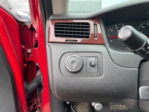 Used 2008 Chevrolet Impala LT image 34