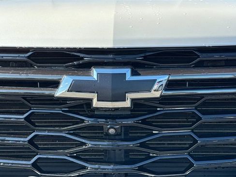 Used 2023 Chevrolet Traverse RS w/ LPO, 'HIT The Road' Package image 39