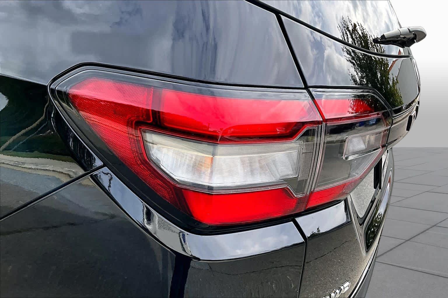 Used 2023 Honda Pilot Elite image 29