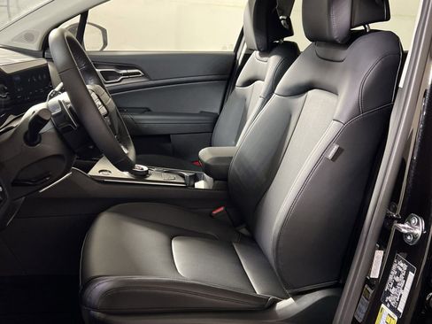 New 2026 Kia Sportage EX image 11