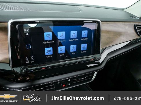 Used 2024 Volkswagen Atlas SE FWD image 12