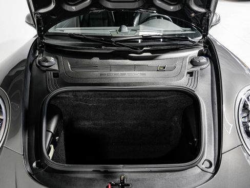 Used 2017 Porsche 911 Targa 4S image 40