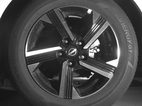 Used 2025 Nissan Sentra SV image 14