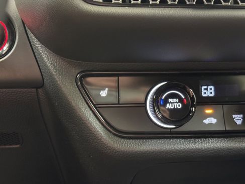 Used 2025 Honda HR-V Sport image 33