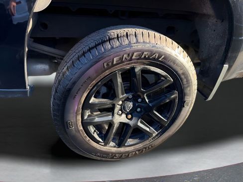 Used 2022 Chevrolet Silverado 1500 Custom Trail Boss image 13