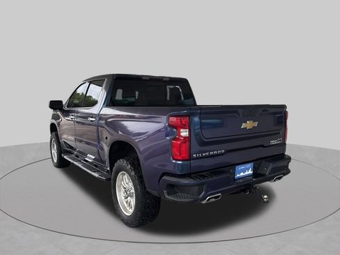 Used 2022 Chevrolet Silverado 1500 High Country w/ Z71 Off-Road Package AWD/4WD image 6