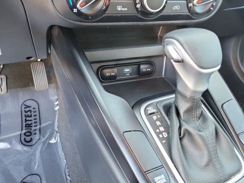 Certified 2023 Kia Soul LX w/ Option Group 015 FWD image 19