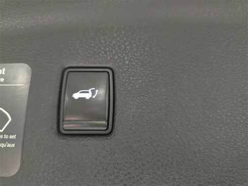 Used 2019 INFINITI QX50 Essential w/ Premium Heat Package image 16