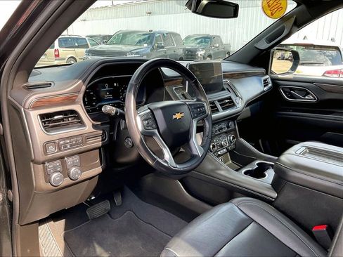 Used 2022 Chevrolet Tahoe LT w/ LT Signature Plus Package AWD/4WD image 8