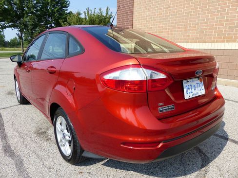 Used 2019 Ford Fiesta SE FWD image 7