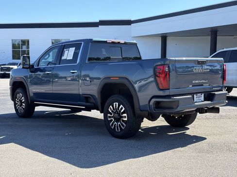 Used 2024 GMC Sierra 2500 Denali Ultimate AWD/4WD image 10