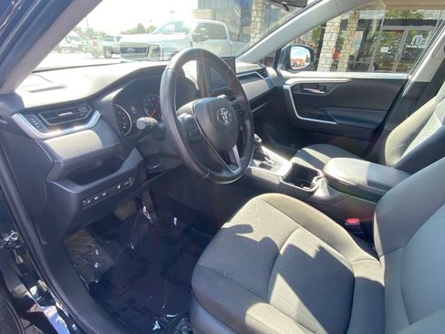 Used 2022 Toyota RAV4 XLE w/ Convenience Package AWD/4WD image 20