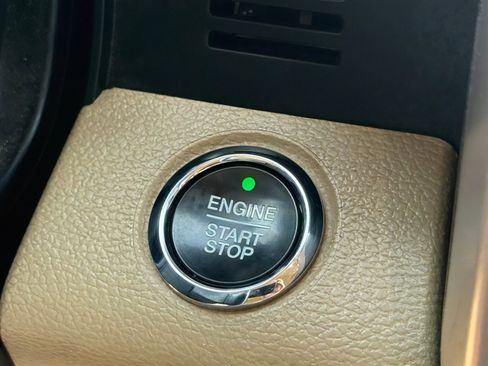 Used 2019 Ford F250 Lariat w/ Lariat Ultimate Package image 23