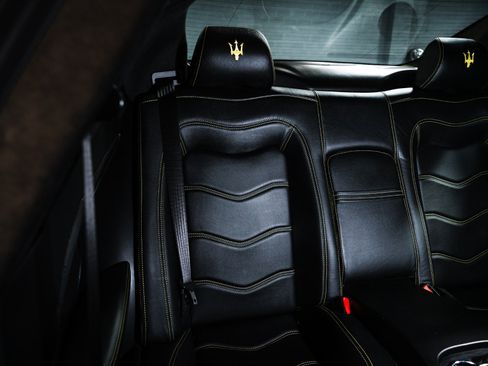 Used 2012 Maserati GranTurismo MC RWD image 27