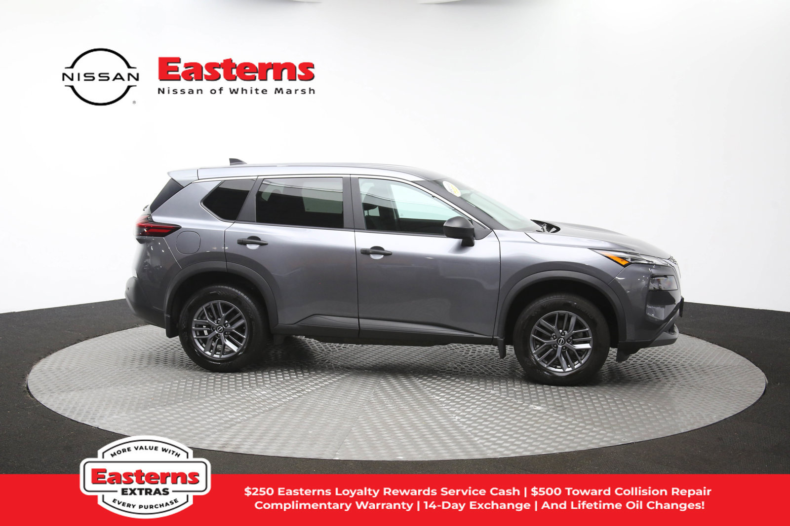 Used 2023 Nissan Rogue S AWD/4WD image 44