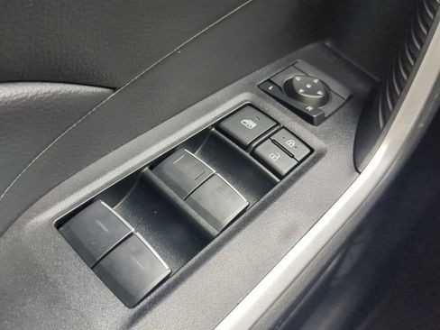 Used 2023 Toyota RAV4 XLE image 21