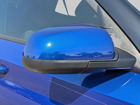 New 2025 Hyundai Venue SEL FWD image 38