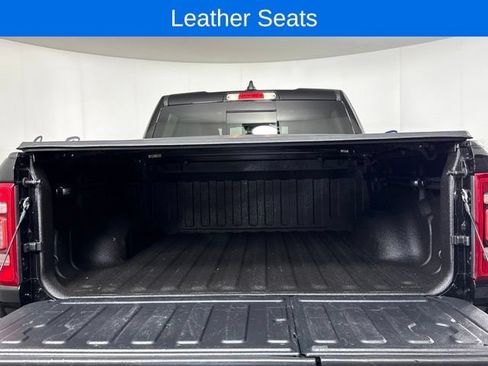 Used 2022 RAM 1500 Laramie AWD/4WD image 10