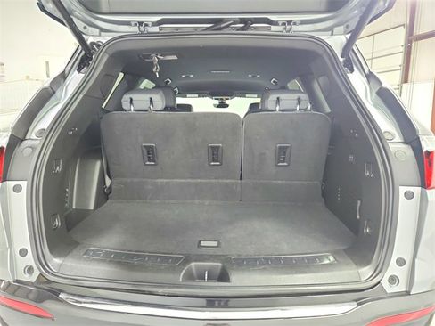 Used 2024 Buick Enclave Premium image 48