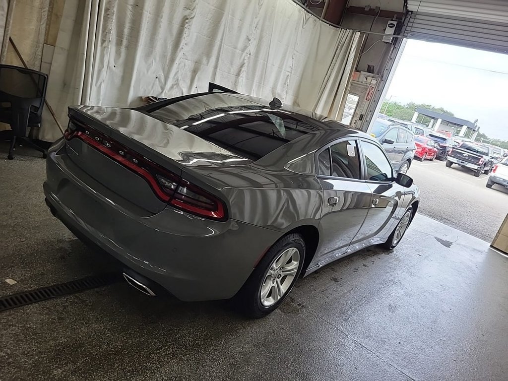 Used 2023 Dodge Charger SXT RWD image 4