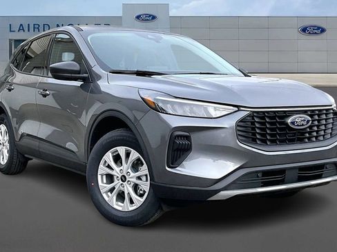 New 2026 Ford Escape Active w/ Cold Weather Package AWD/4WD image 2