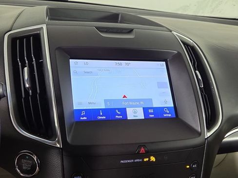 Used 2020 Ford Edge Titanium AWD/4WD image 17