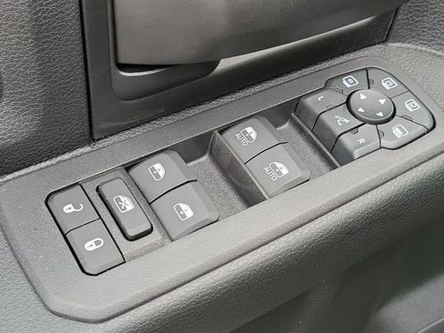New 2026 RAM 2500 Tradesman AWD/4WD image 19