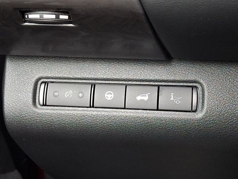 New 2026 Nissan Pathfinder Platinum AWD/4WD image 18