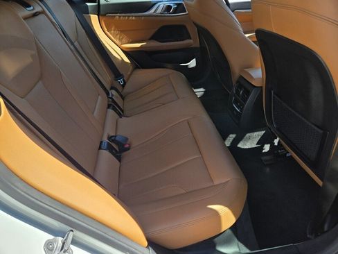 Used 2023 BMW i4 eDrive40 RWD image 17
